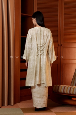 Che Juwita Kurong White Fern